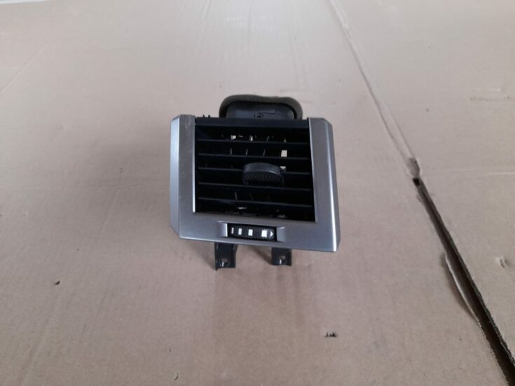 Mērinstrumentu paneļa gaisa vads, pa kreisi priekš RANGE ROVER SPORT 2007
