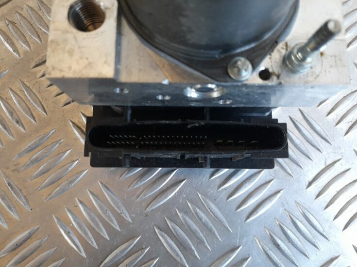 ABS bloks priekš RANGE ROVER SPORT 2007
