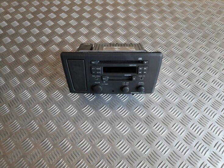CD/DVD/Navigācijas bloks priekš VOLVO V70 2003 SILVER