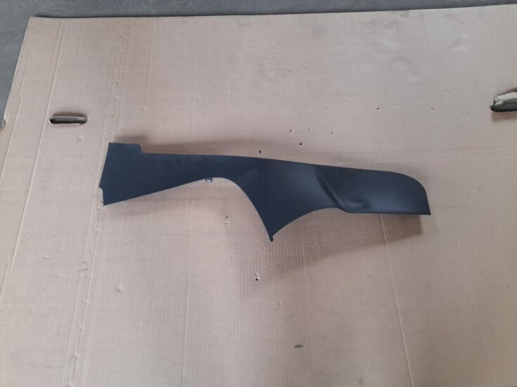 Salona plastmasa priekš VOLVO XC60 2009