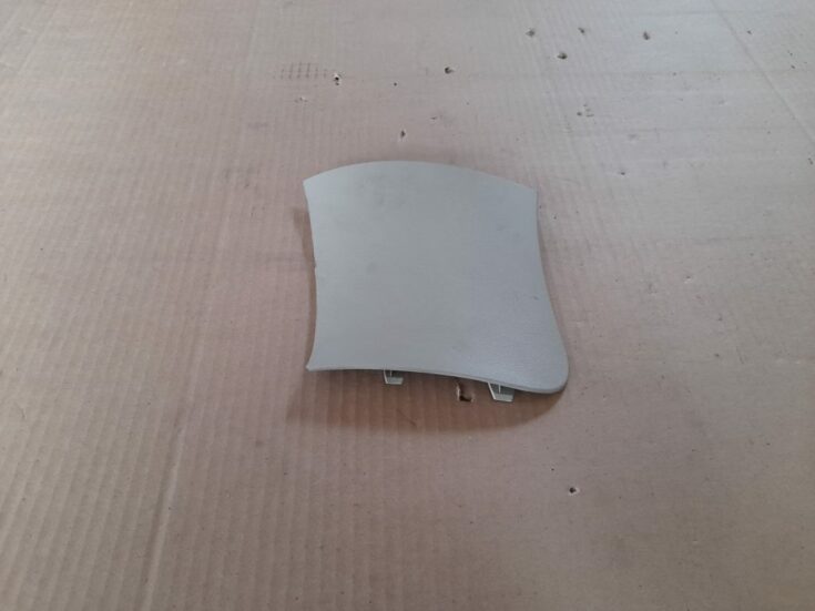 Salona plastmasa priekš VOLVO XC60 2009