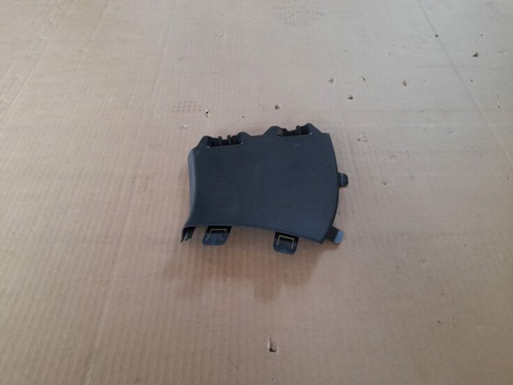 Salona plastmasa priekš VOLVO XC60 2009