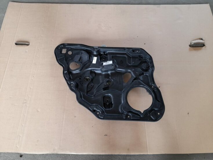 Stikla pacelšanas mehānisma panele priekš VOLVO XC60 2009