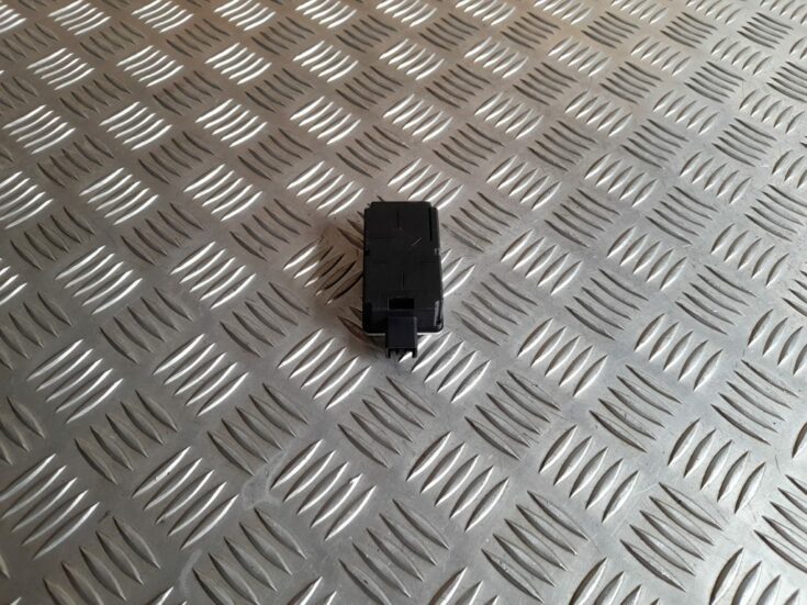 Centrālas atslēgas vadības bloks priekš VOLVO XC60 2009