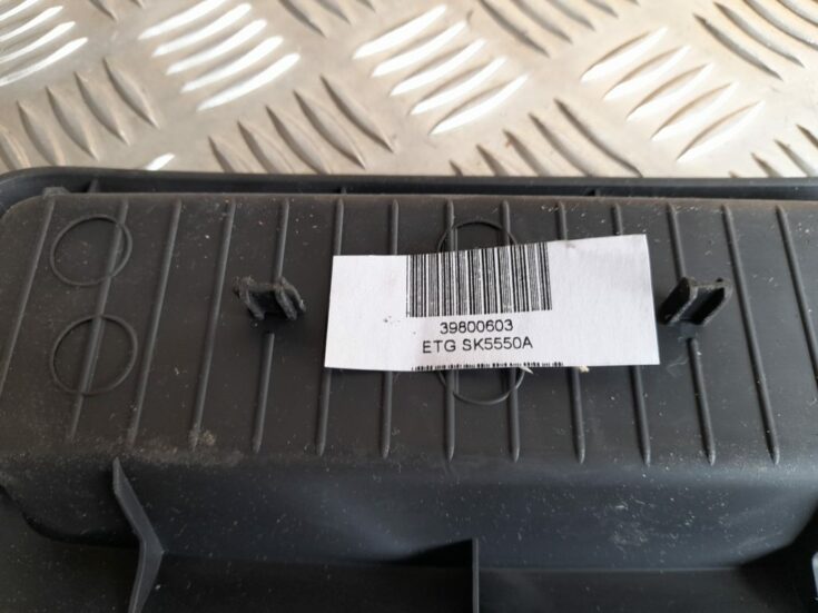 Salona plastmasa priekš VOLVO XC60 2009
