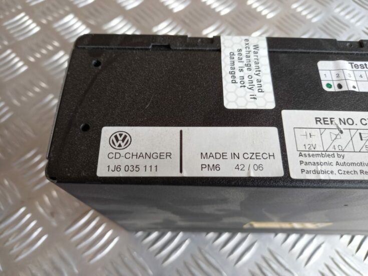 CD/DVD/Navigācijas bloks priekš VW TOUAREG 2007