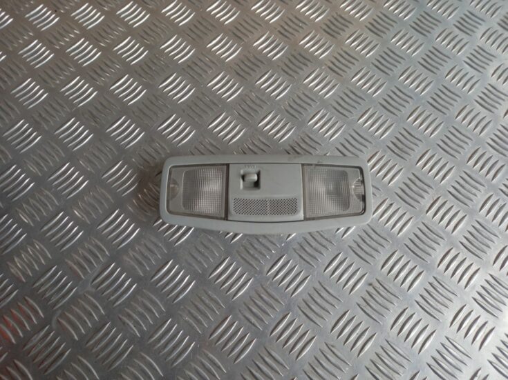 Priekšējo sēdvietu apgaismojums priekš MITSUBISHI LANCER 2009