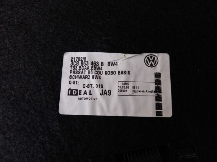 Bagāžnieka grīda priekš VW PASSAT CC 2009