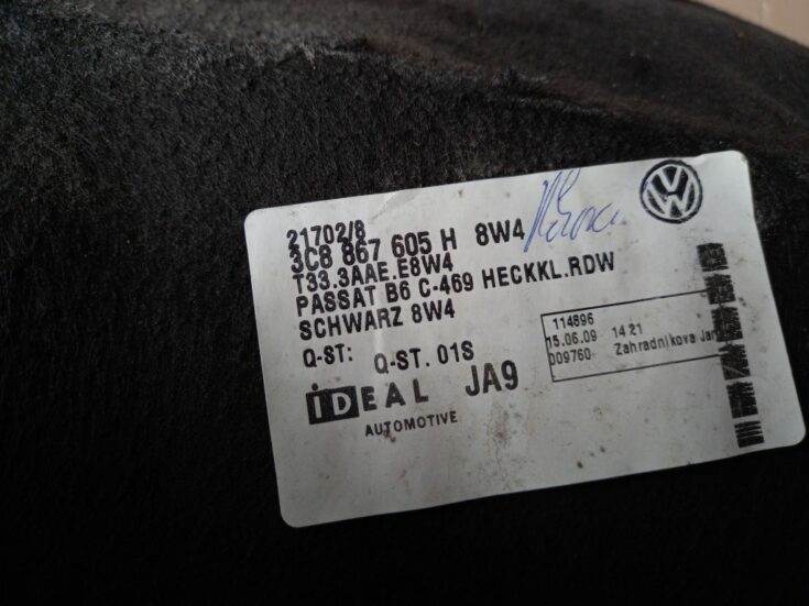 Bagāžnieka vāka liela apdare priekš VW PASSAT CC 2009