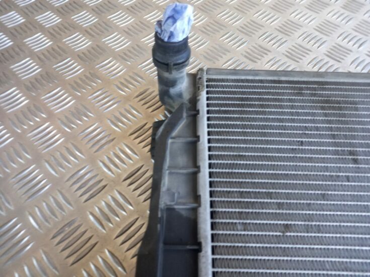 Dzesēšanas radiators priekš AUDI A6 1998