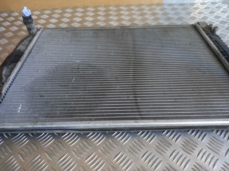 Dzesēšanas radiators priekš AUDI A6 1998