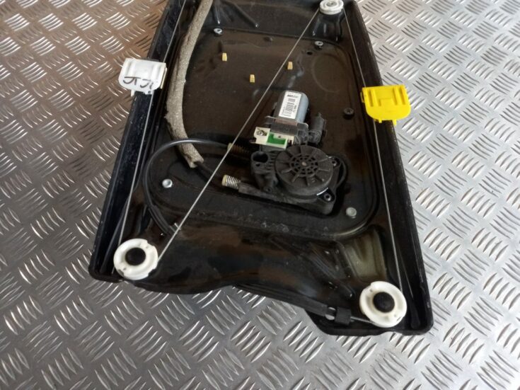 Stikla pacelšanas mehānisma panele priekš LAND ROVER FREELANDER 2007