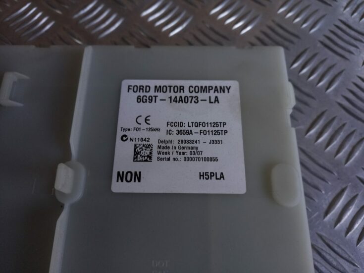 Drošinātāju relejas kaste priekš LAND ROVER FREELANDER 2007
