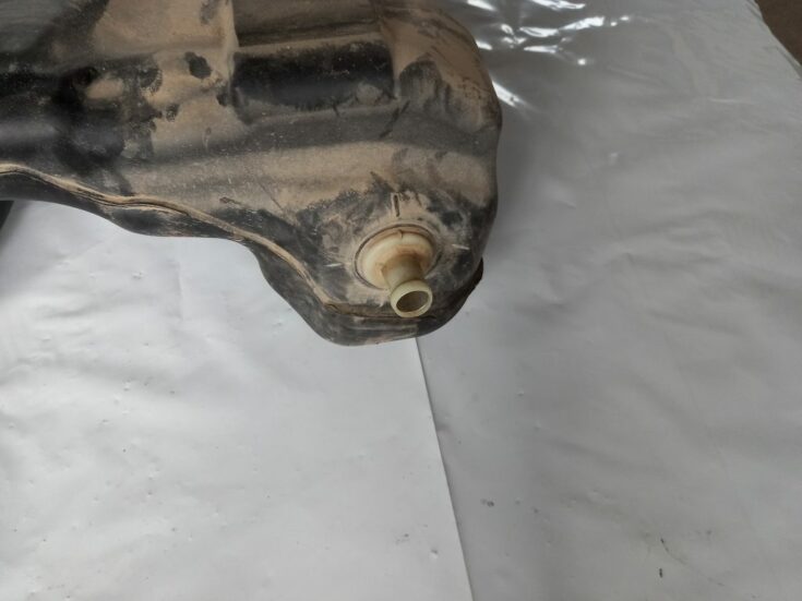 Degvielas tvertne priekš LAND ROVER FREELANDER 2007