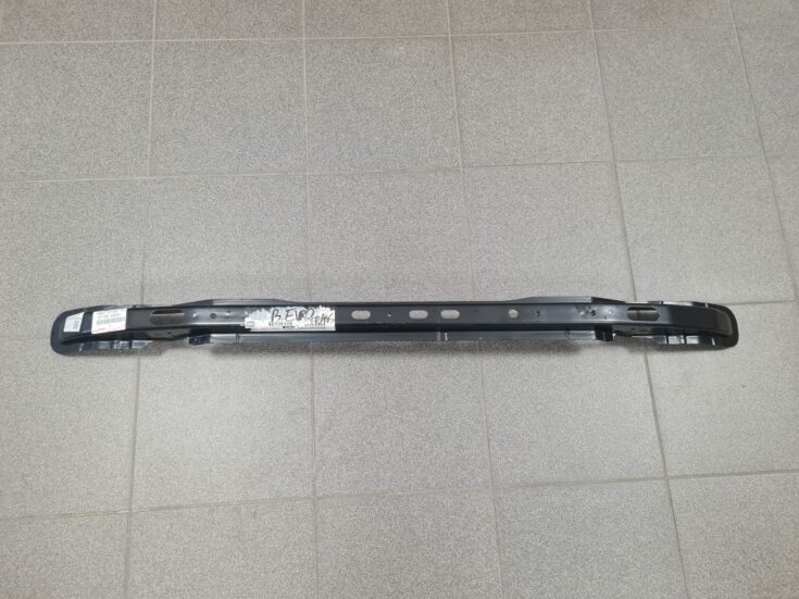 Radiatora kronšteins priekš TOYOTA 5710435061