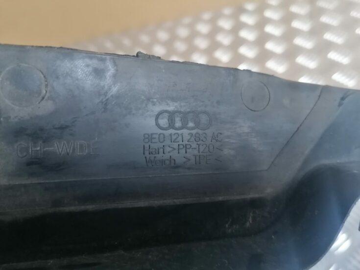 Ieplūdes gaisa deflektors/Difuzors priekš AUDI A4 2007
