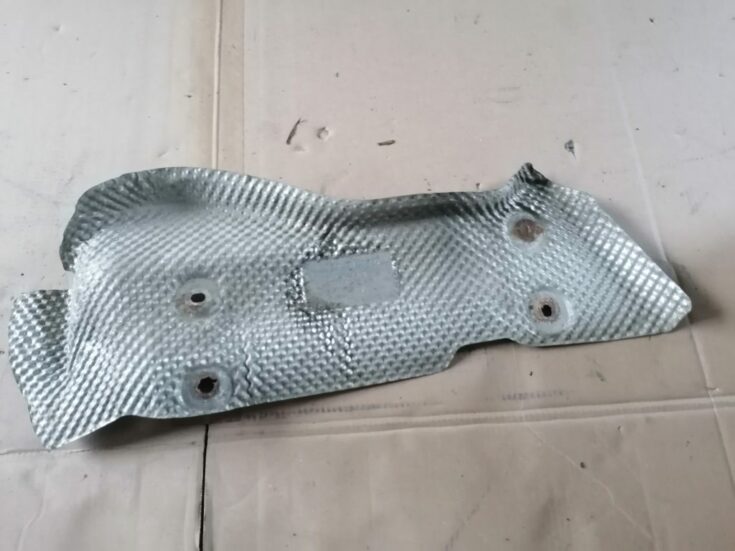 Izpūtēja sistēmas karstuma aizsargs priekš AUDI A4 2007