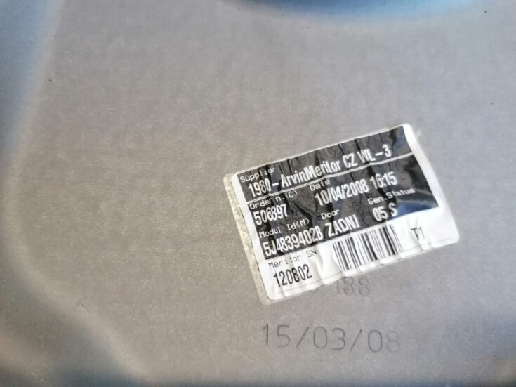 Stikla pacelšanas mehānisms aizmugurējais labais priekš ŠKODA FABIA 2008