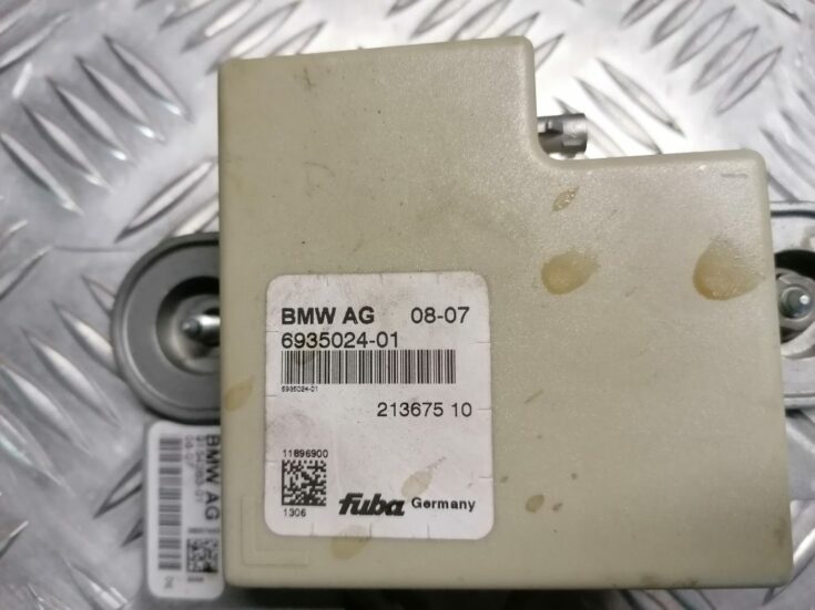 Antenas pastiprinātāja bloks priekš BMW 330D E91 2008 TOURING