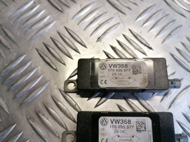 Antenas pastiprinātāja bloks priekš VW TOURAN 2005