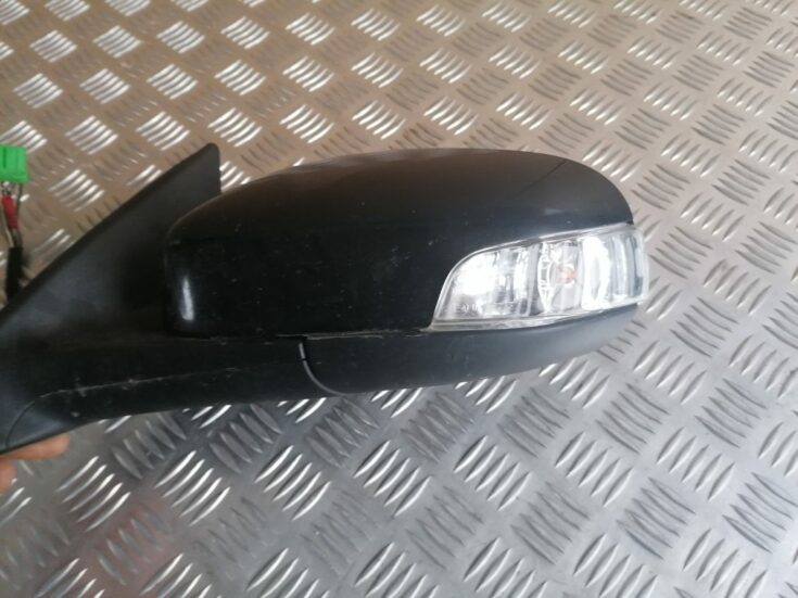 Ārējais spogulis, pa kreisi priekš VOLVO V70 2007