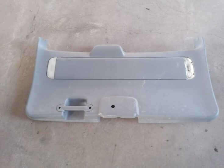 Bagāžnieka vāka liela apdare priekš CHRYSLER GRAND VOYAGER 2004