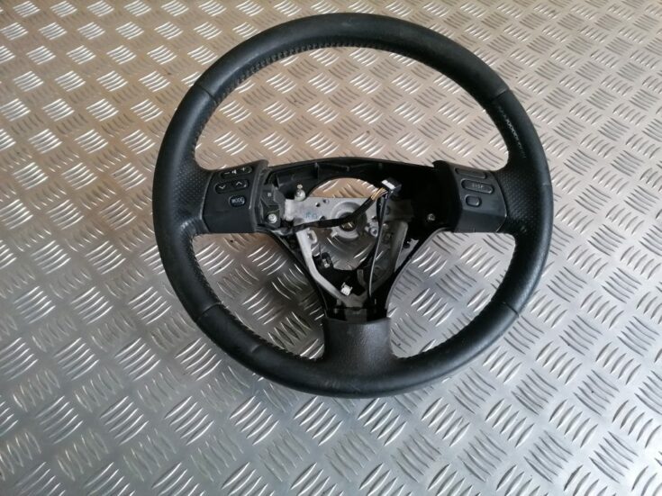 Stūre priekš TOYOTA COROLLA VERSO 2005