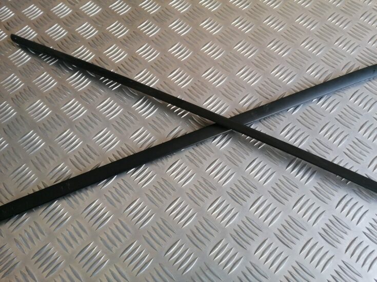 Vējstikla moldings priekš FORD C-MAX 2011