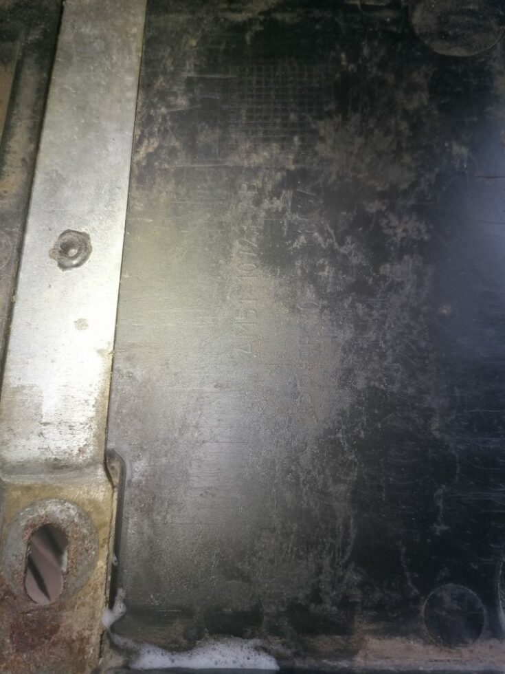 Akumulatora stiprināšanas korpuss priekš FORD C-MAX 2011