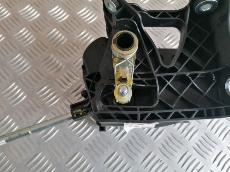 Ātrumu pārslēgšanas slēdzis priekš FORD C-MAX 2011