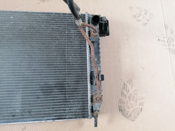 Dzesēšanas radiators priekš SAAB 9-3 2002