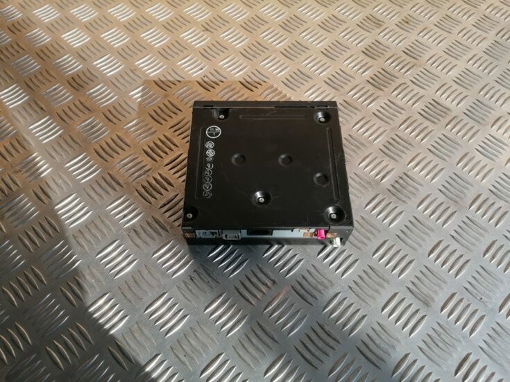 CD/DVD/Navigācijas bloks priekš VOLVO S80 2007