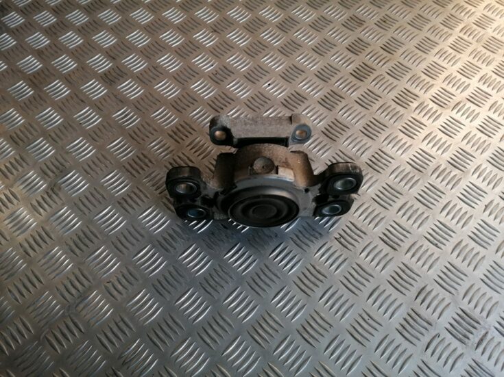 Dzinēja spilvens priekš VOLVO S80 2007 GREY
