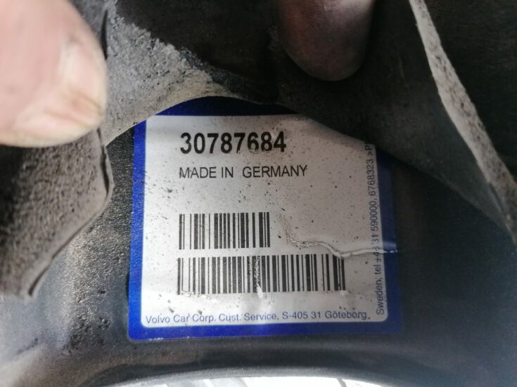 Dzinēja dekoratīvais vāks priekš VOLVO S80 2007 GREY