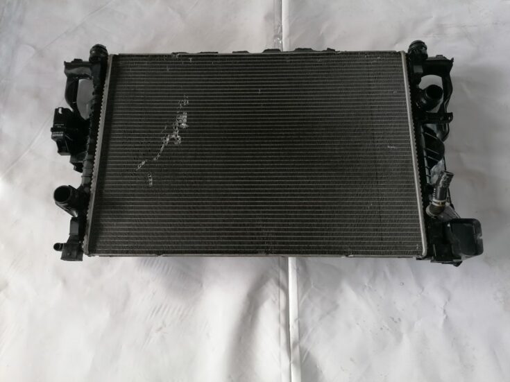 Dzesēšanas radiators priekš VOLVO S80 2007 GREY