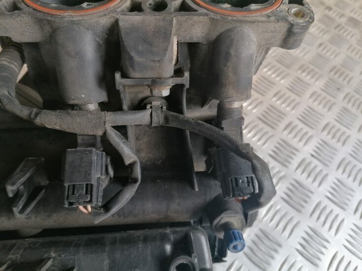 Ieplūdes kolektors priekš CITROEN C4 2006