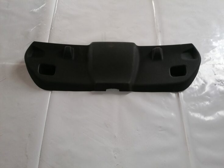 Bagāžnieka vāka liela apdare priekš CITROEN C4 2006