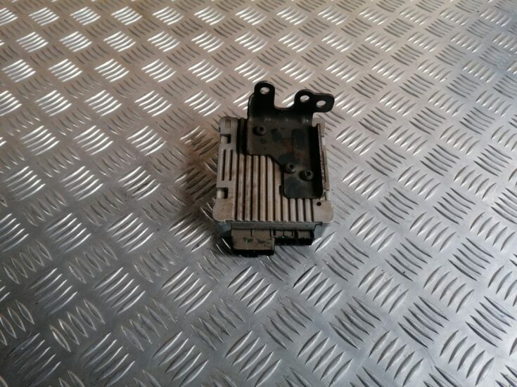 Hidrauliska pastiprinātāja vadības bloks priekš HYUNDAI I30 2012