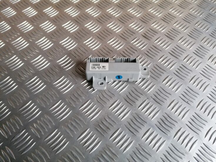 Integrētas modulāras mikroshēmas relejas bloks priekš HYUNDAI I30 2012