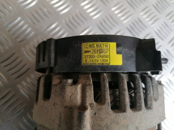 Ģenerators priekš HYUNDAI I30 2012