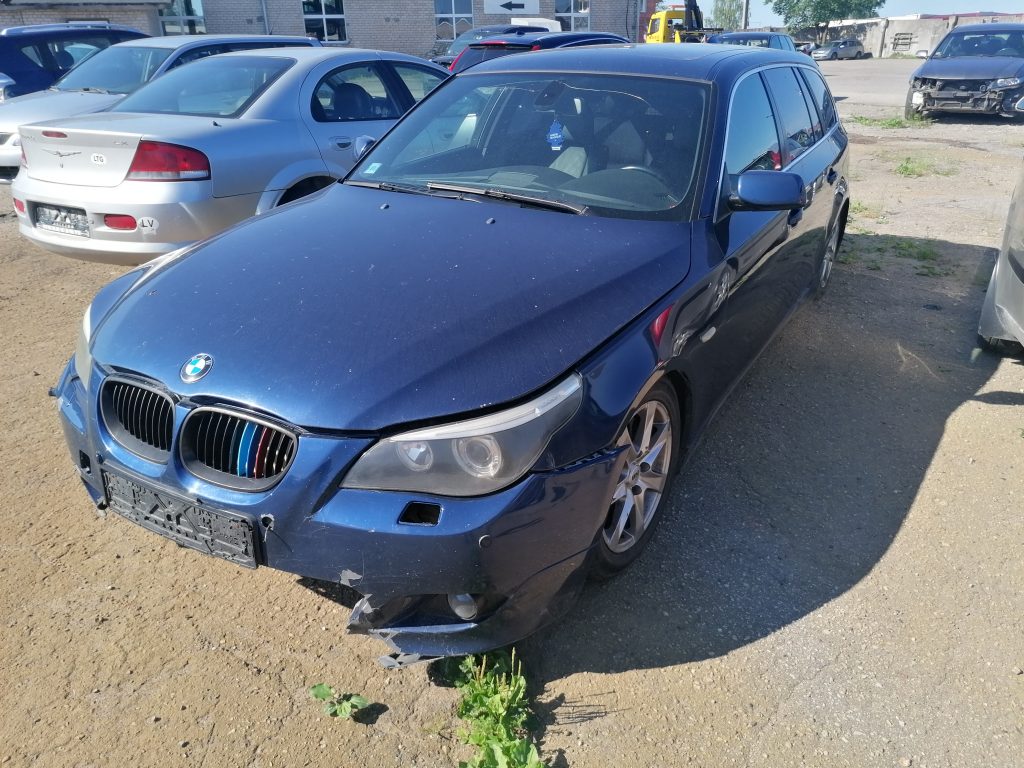 BMW 530D E61 2006 TOURING BLUE 55