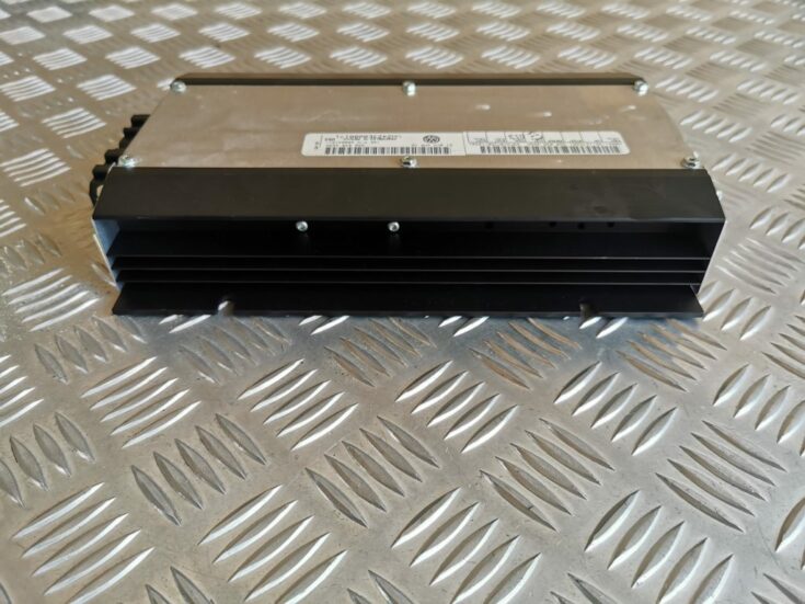 Audio pastiprinātāja bloks priekš VW PHAETON 2005