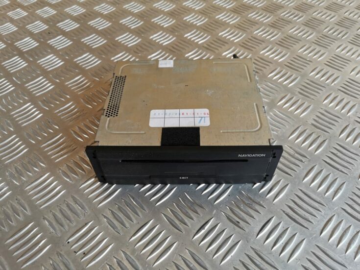 CD/DVD/Navigācijas bloks priekš VW PHAETON 2005