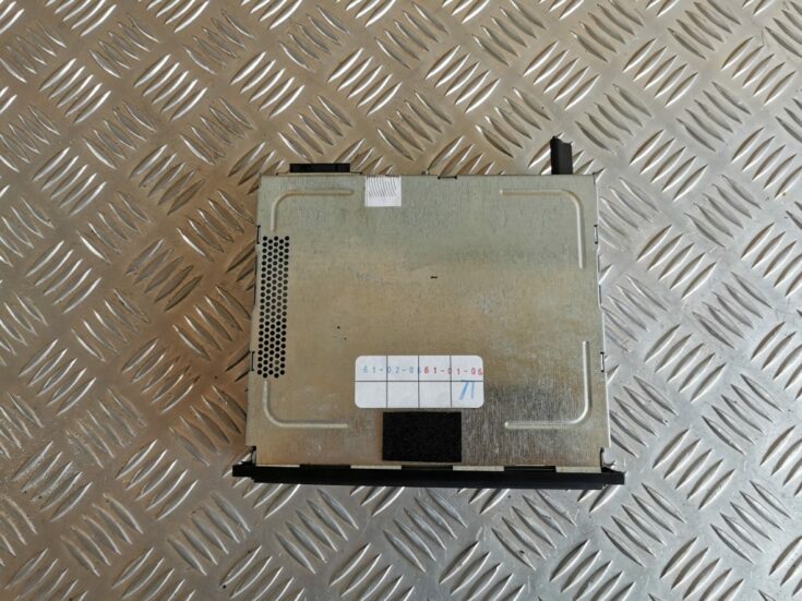 CD/DVD/Navigācijas bloks priekš VW PHAETON 2005