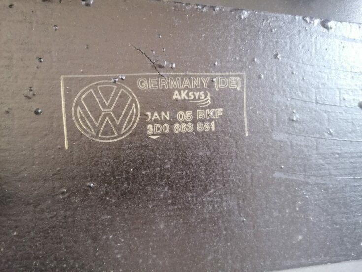 Aizmugurējās labās durvis priekš VW PHAETON 2005