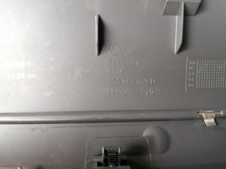 Bagažnieka nodalījuma sliekšņa uzlika priekš VW PHAETON 2005