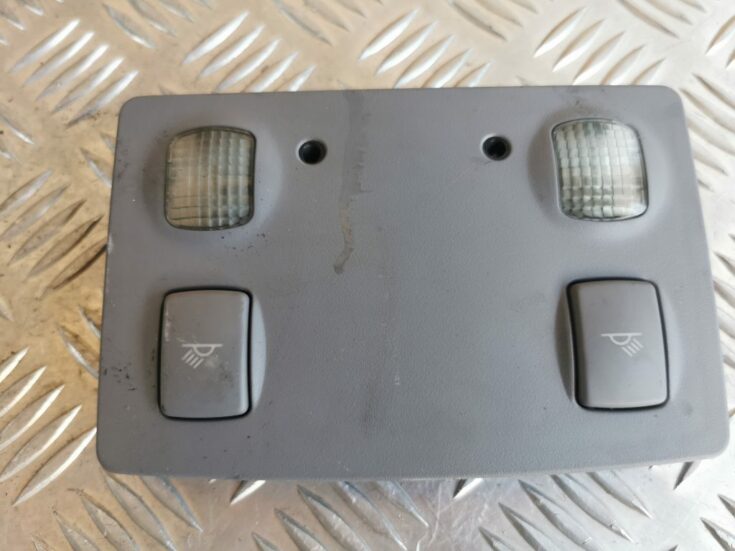 Priekšējo sēdvietu apgaismojums priekš AUDI A6 1998