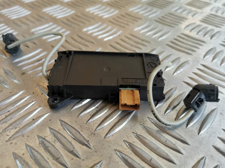 Signalizācijas vadības bloks priekš AUDI A6 1998