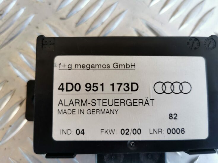 Signalizācijas vadības bloks priekš AUDI A6 1998
