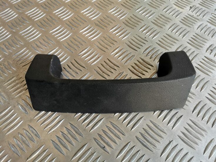 Stūres statnes putekļu aizsargs (salonā) priekš AUDI A6 1998